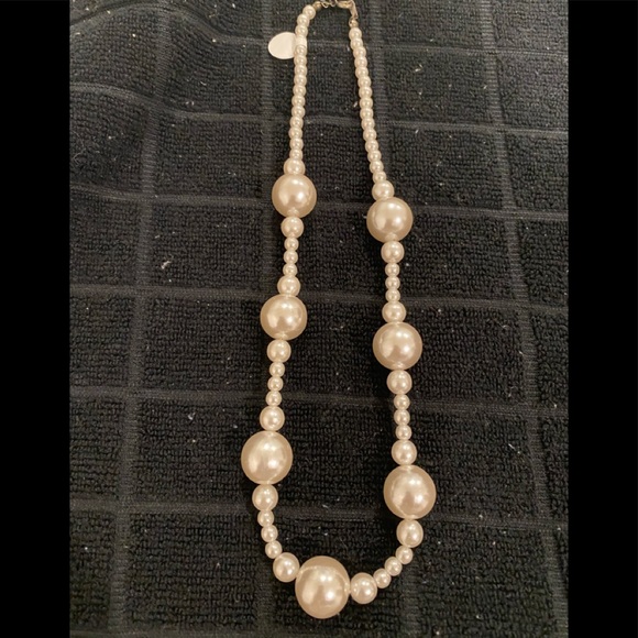 Faux Pearls - Picture 1 of 2